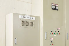 フードコート太陽光取入れ